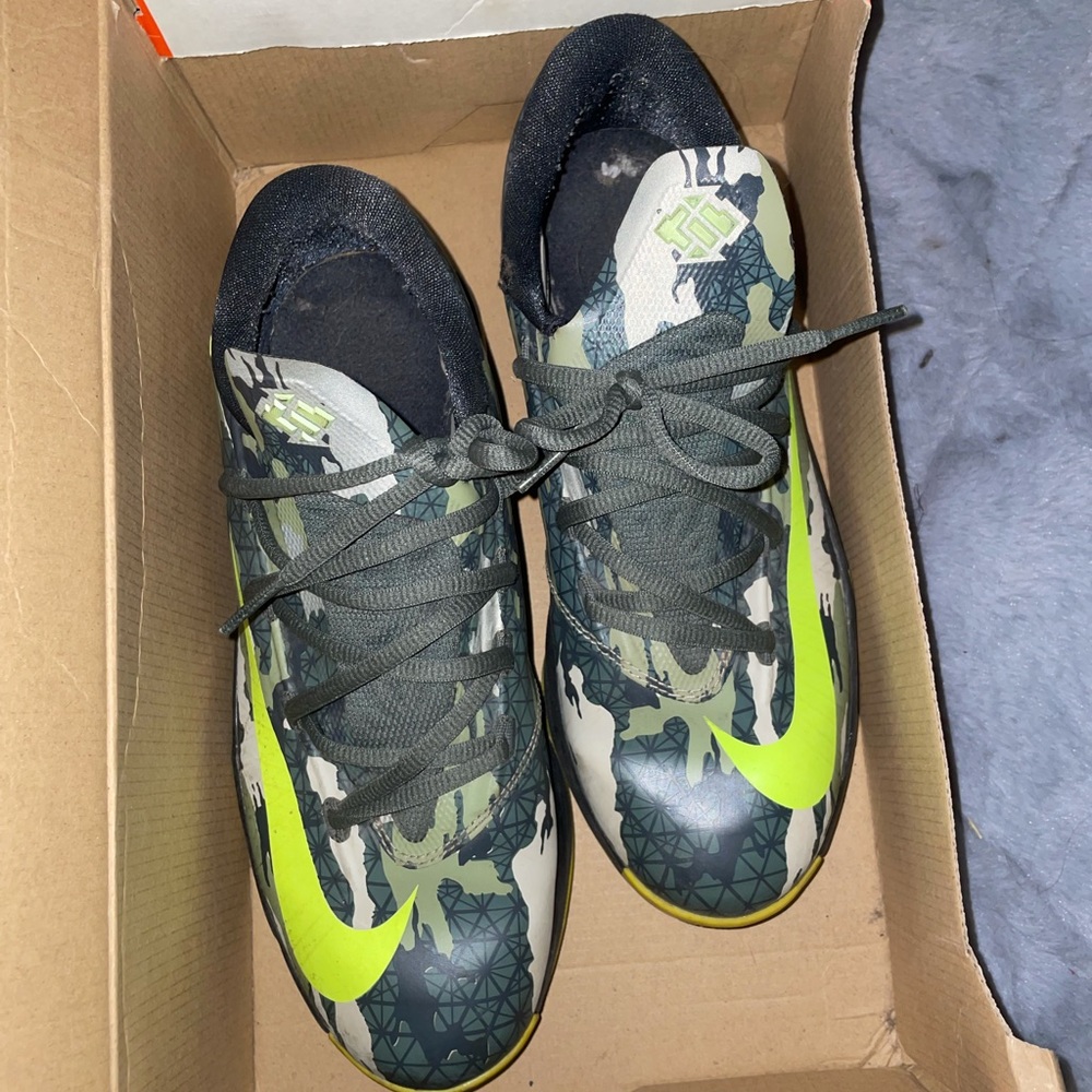 Nike KDs
